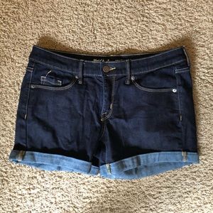 Mid rise midi shorts